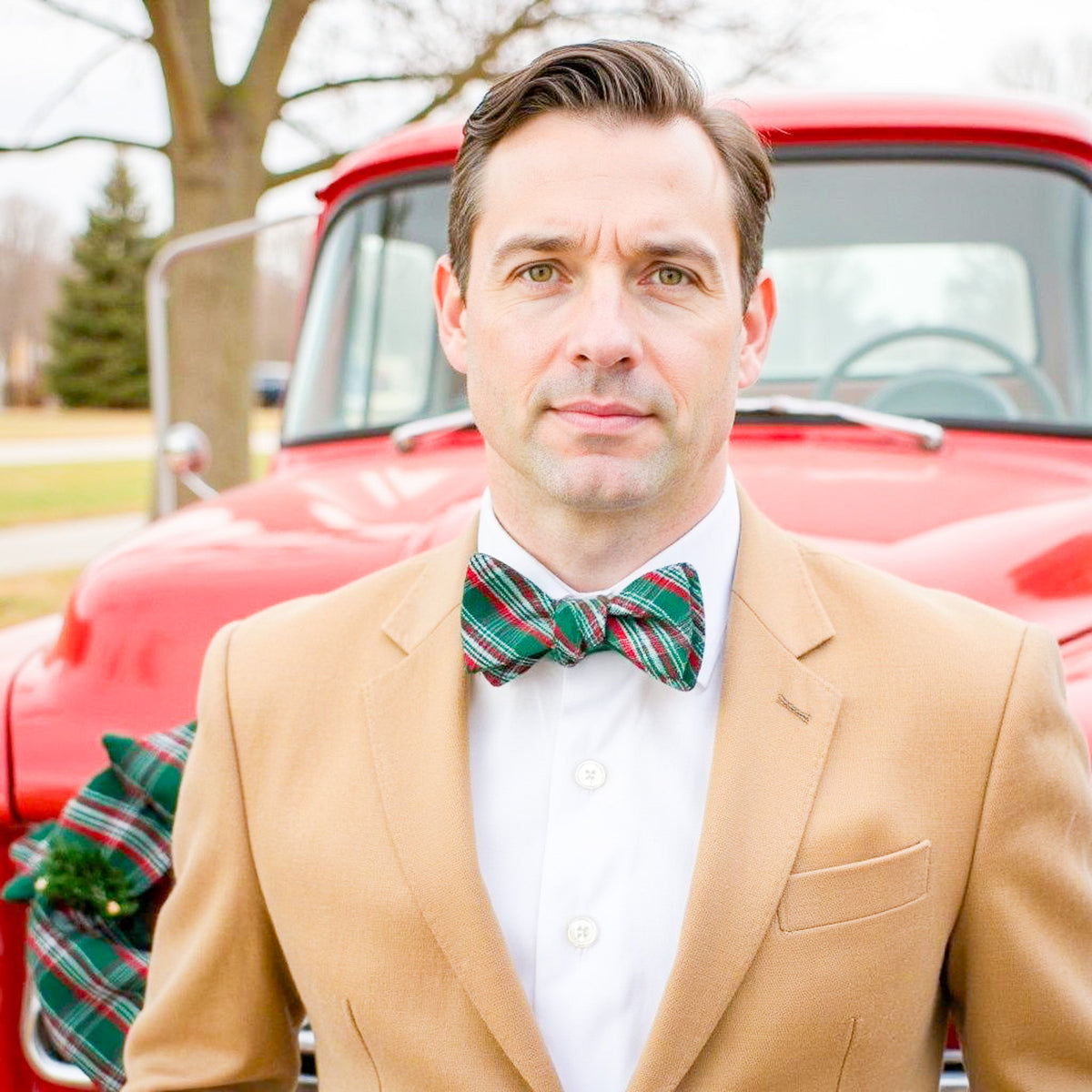 Green Holiday Plaid Bow Tie High Cotton