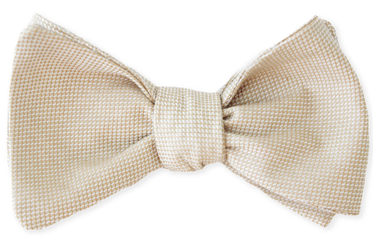Champagne Royal Oxford Bow Tie