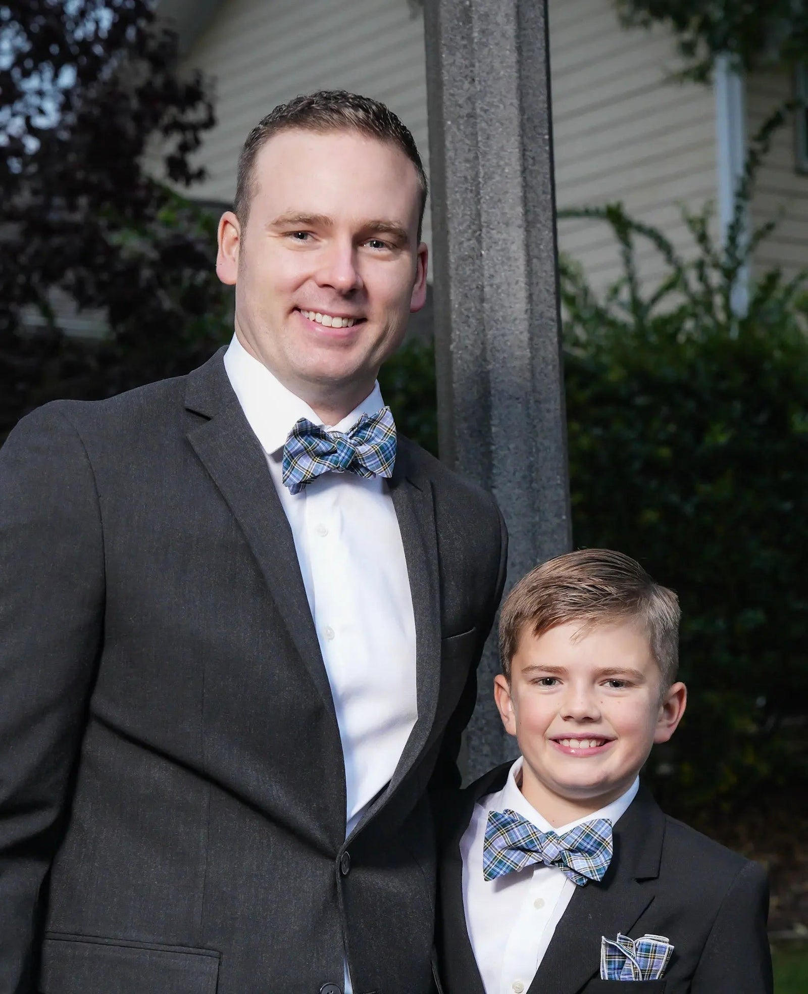 Unlock-Elegance-Best-Pocket-Square-for-Black-Suit-Guide High Cotton