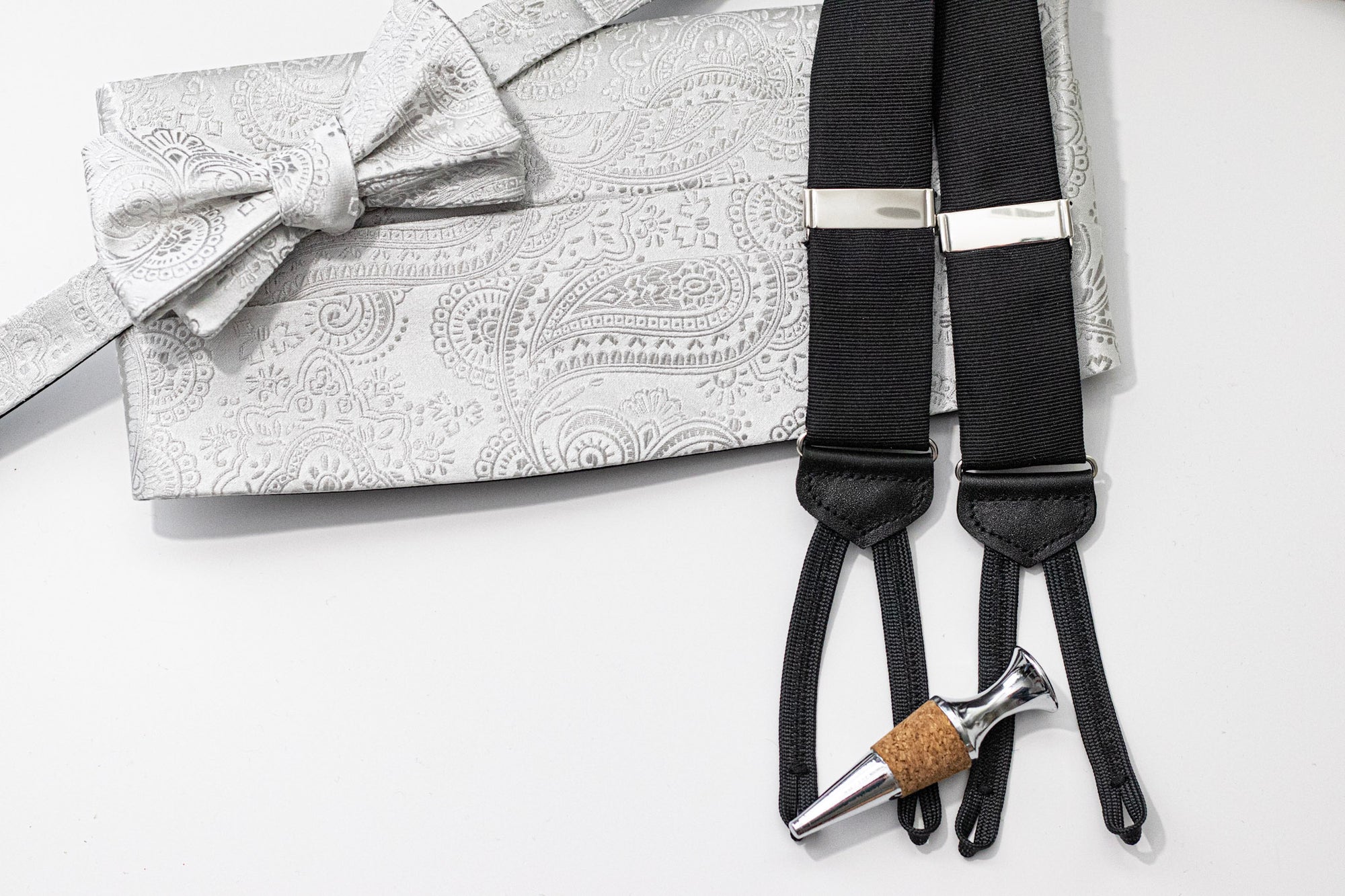 Stylish Comeback: Are Suspenders Trendy Again?