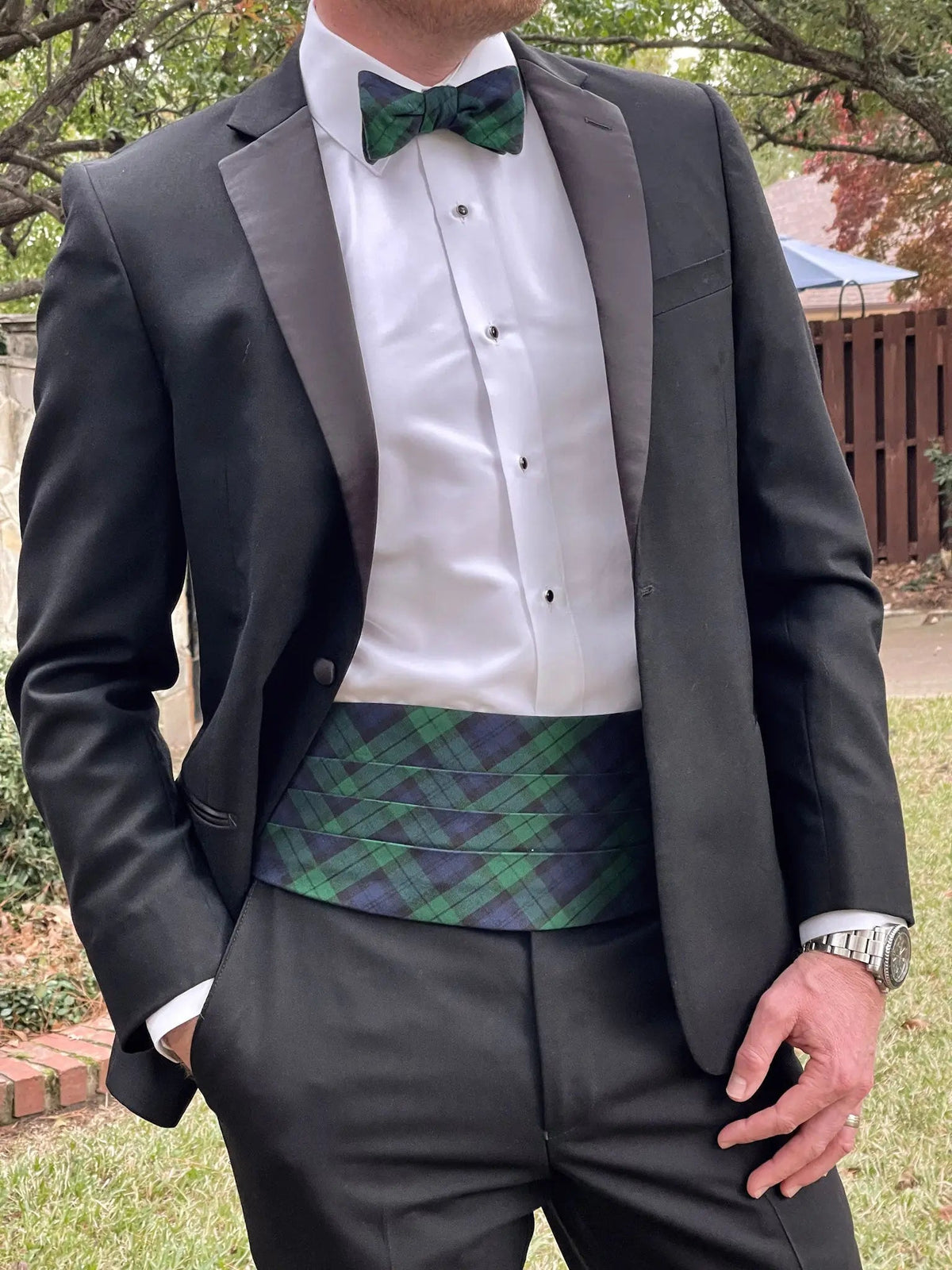 How to Wear a Cummerbund (Up or Down) | High Cotton