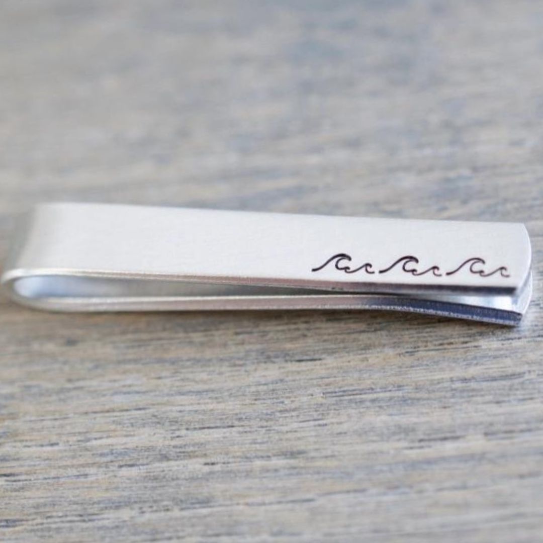 Ocean Wave Silver Tie Bar