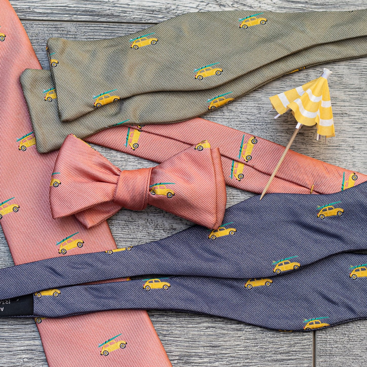 Beachbound Bow Tie- Island Palm