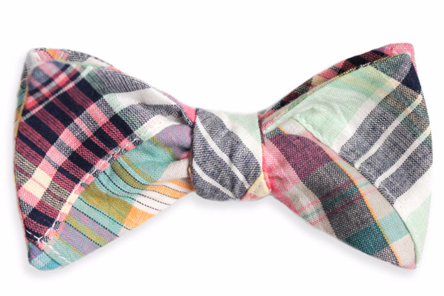Men's pink bow tie. Made from 100% cotton featuring a plaid pattern.